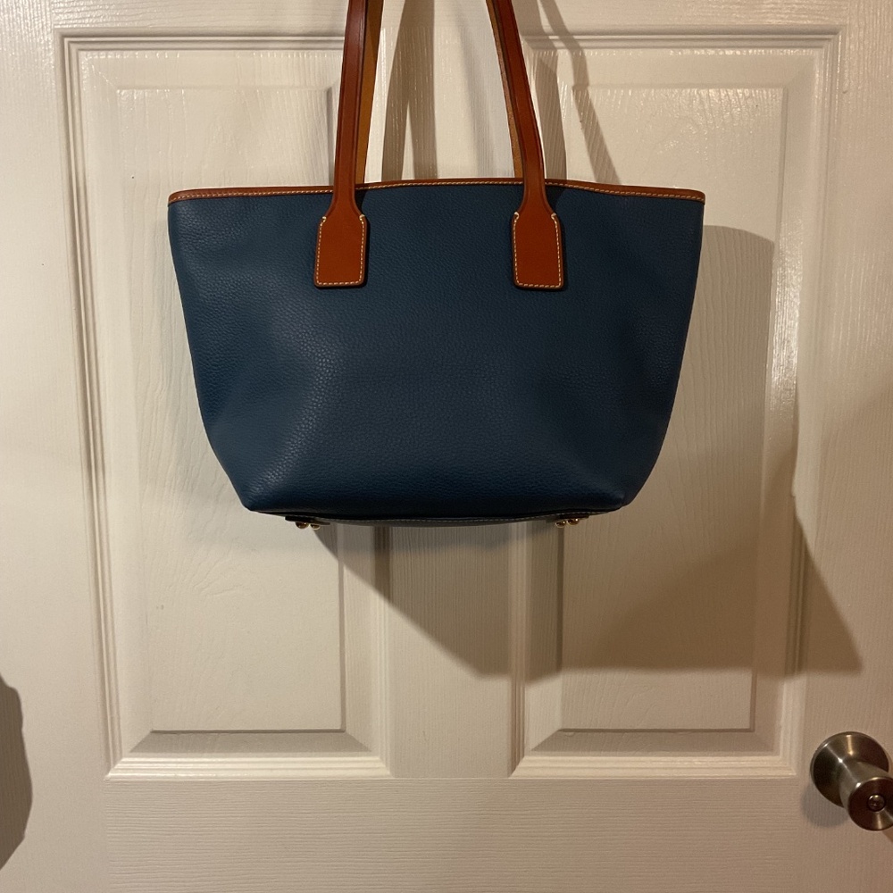 NWT Dooney & Bourke Pebbled Leather Midnight Blue Small Tote Bag - Picture 6 of 6